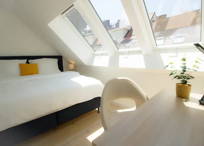Cozy With Wooden Accents & Terrace L Jos16 * Wenen