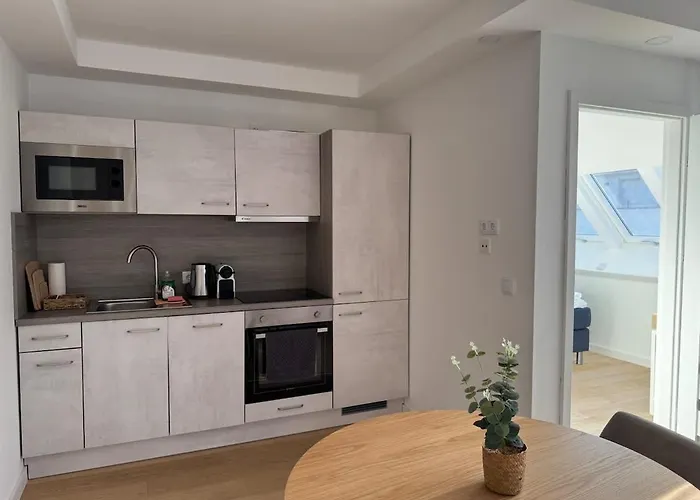 Cozy With Wooden Accents & Terrace L Jos16
